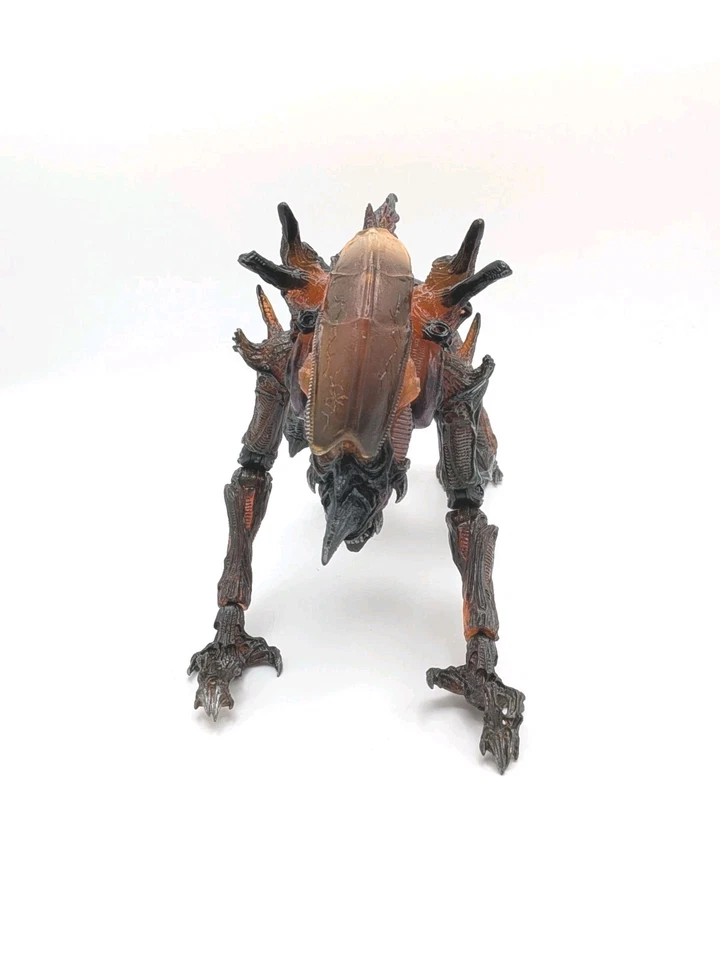 Figura de acción suelta NECA Aliens Kenner Tribute Series RHINO ALIEN 2020 10" Foto 2 de 4