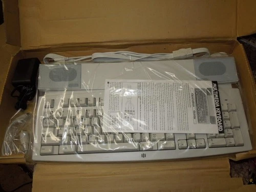 New Vintage LiteOn Multimedia Windows PC/Commodore Keyboard Model SK-5002