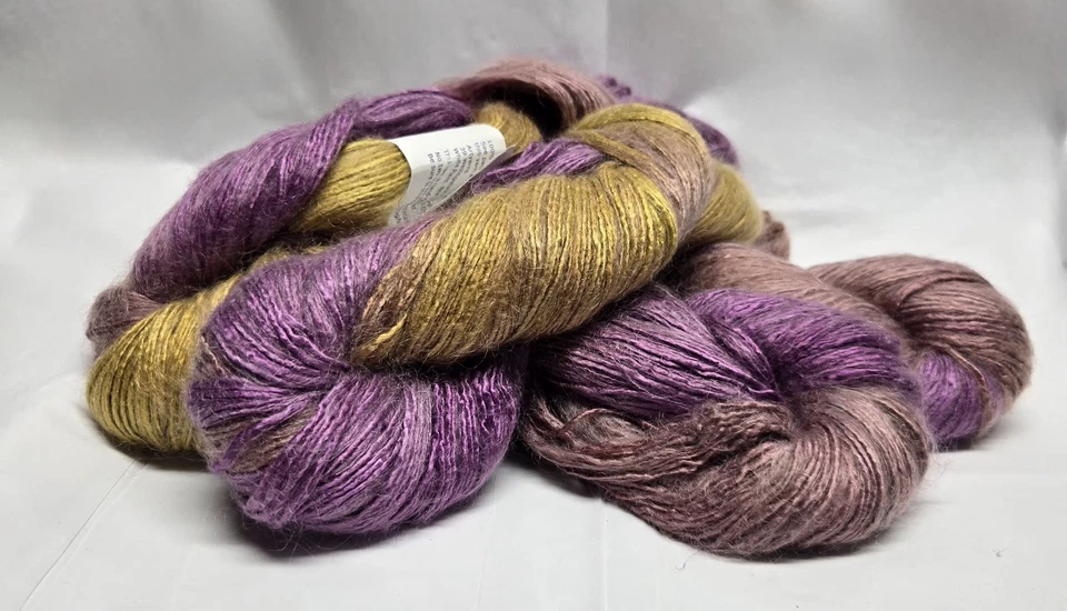 Artyarns Silk Rhapsody Worsted Yarn Color 114 "India" 4 Skein Bundle Lot 400g - Image 2 of 4