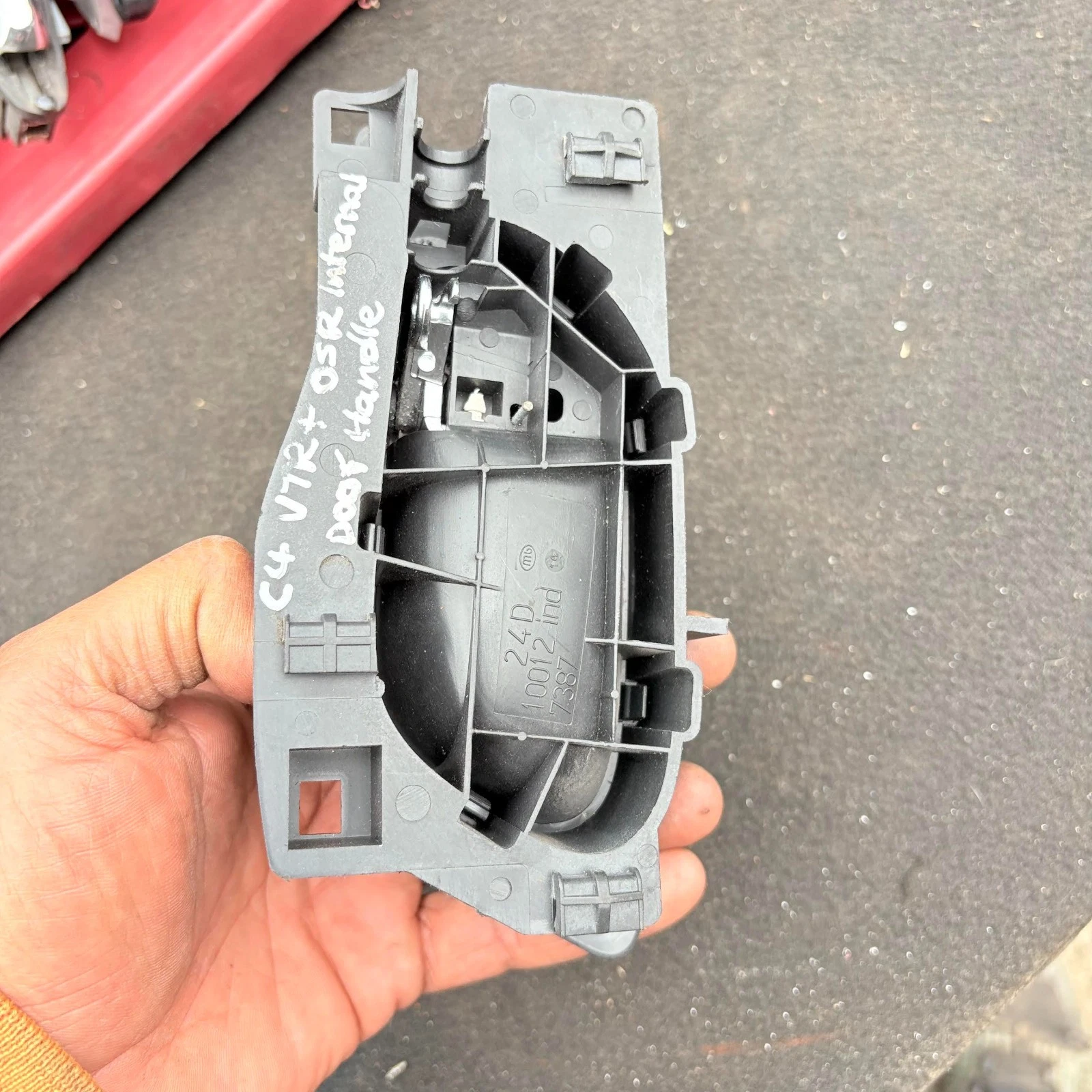 Actual Citroen C4 right rear interior door handle rear view