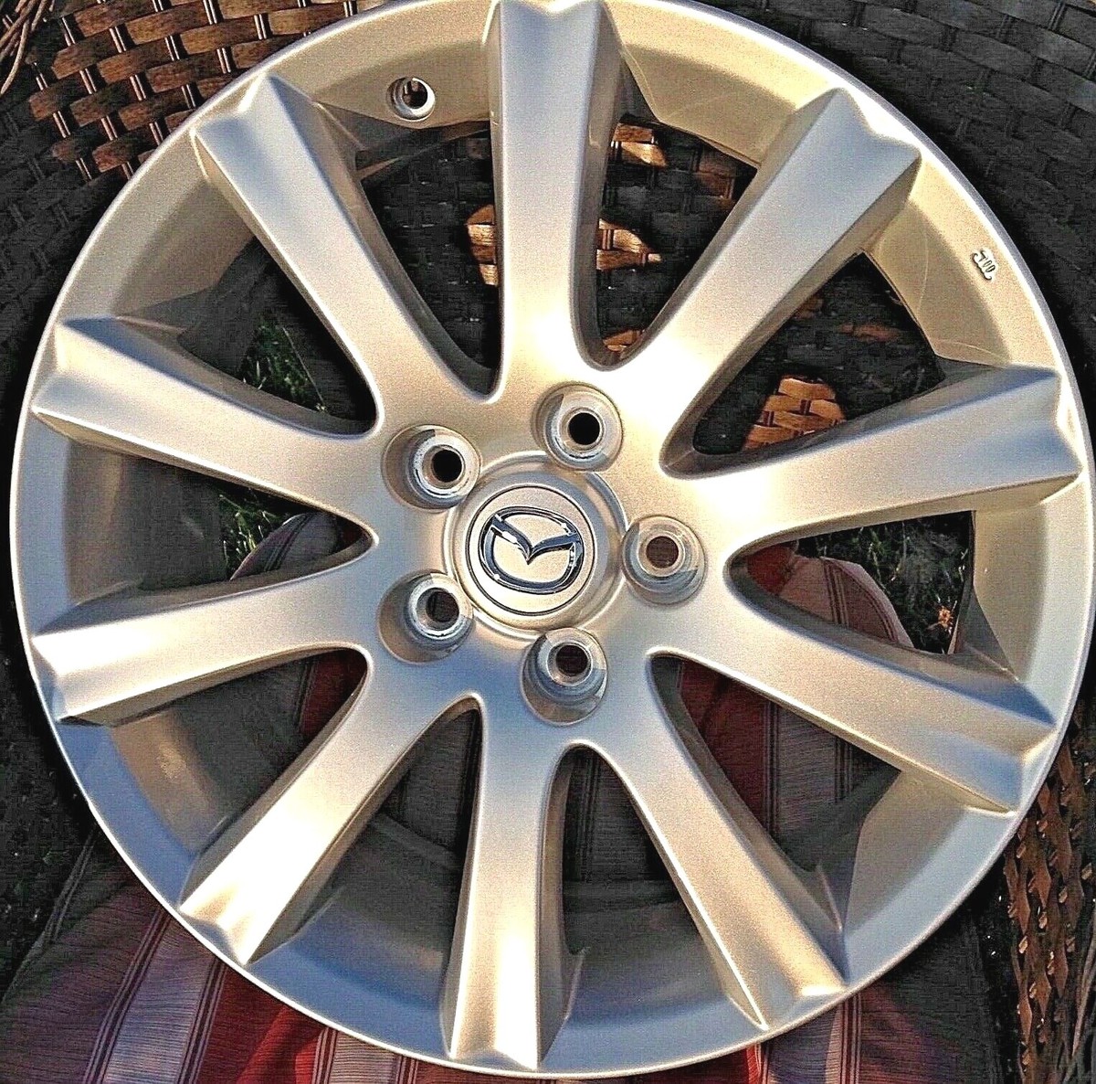 2010-2012 Mazda CX-7 17 Inch Alloy Wheel Hollander # 64931 New