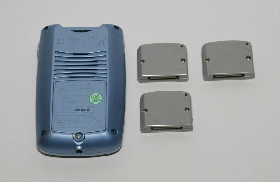 Leap Frog iQuest 4.0 Electronic Handheld Educational Game System + 3 cartridges - Image 3 of 3