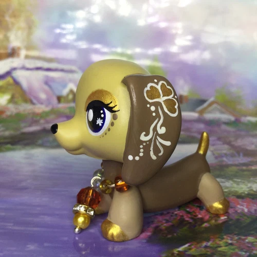 Mini Toy Pet Shop, Cute Dachshund , OOAK Custom, Hand Painted