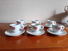 Set 6 tazzine Caffe' Illy in porcellana con piattino