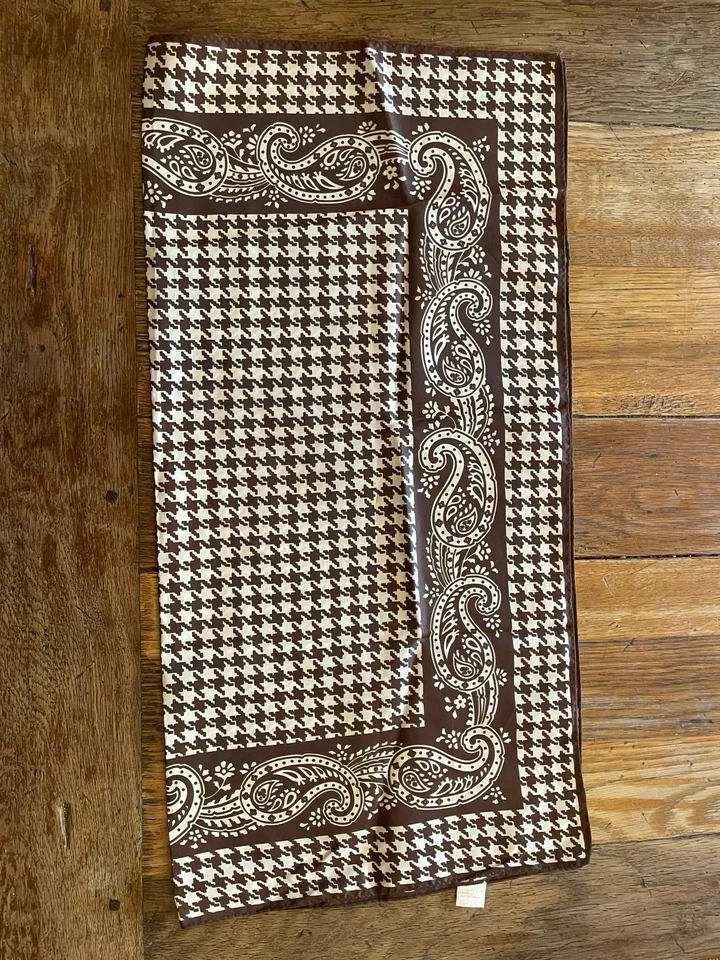 Glentex marrón y crema pata de gallo y estampado de cachemira 26,5”x 26,5” acetato de Japón Foto 4 de 4