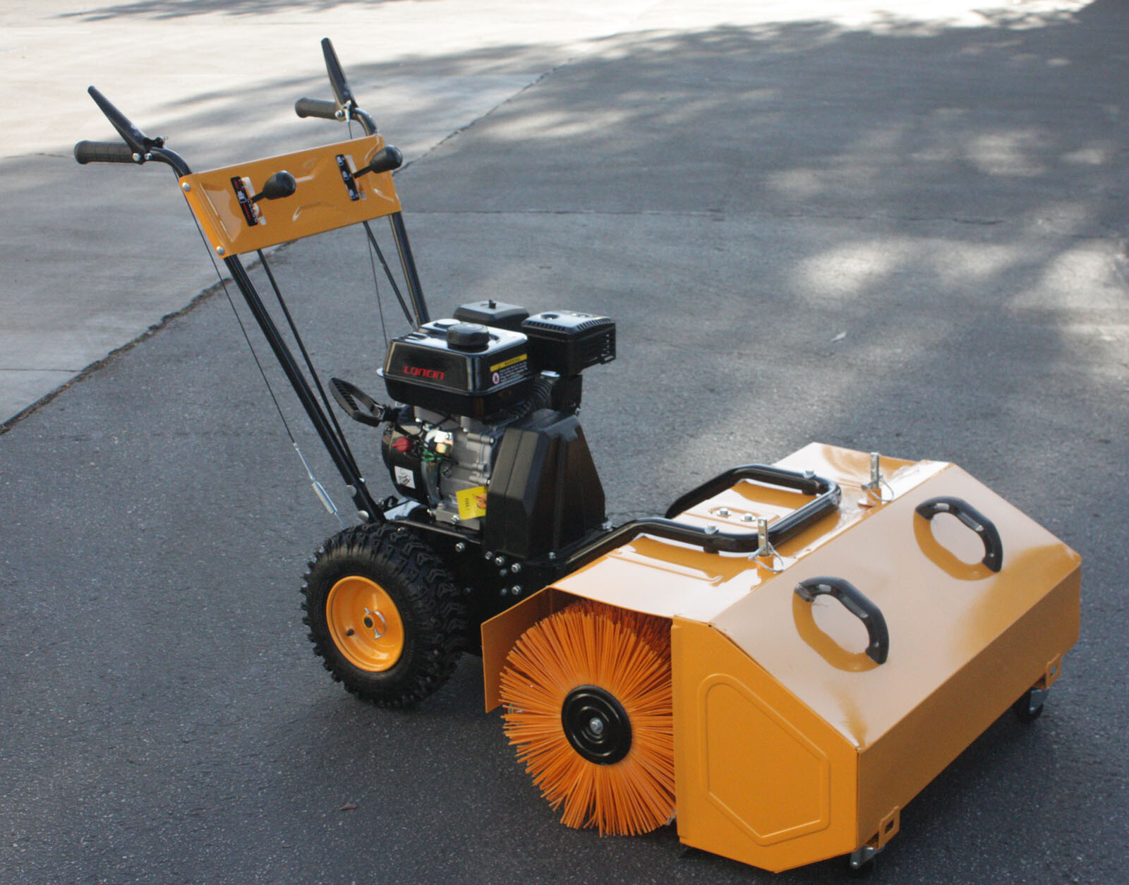 Walk Behind Snow Dust Sweeper Broom Lawn Gravel Turf Driveway By 6.5HP Gas Power