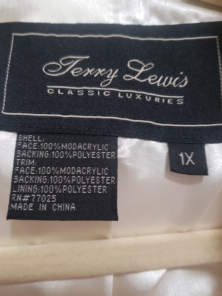 Vintage 90's Terry Lewis Classic Luxuries Ivory Faux Fur Vintage 90's Terry Lewis Classic Luxuries Ivory Faux Fur
