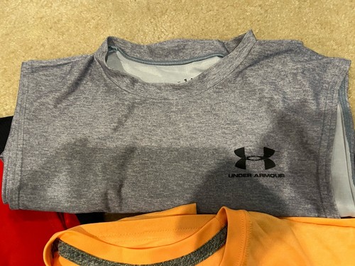 Women’s Fitness Bundle T-shirt’s Size Medium - Foto 3 di 19