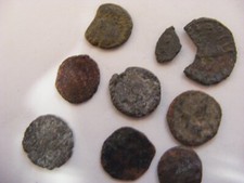 Lot of 8  worn mixed conditions Ancient  Roman Coins(Q10).