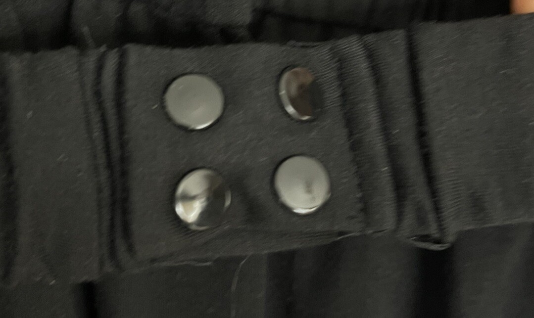 Picture 11 of 12