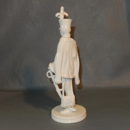 SOLDIER Sword KAISER W Germany BOCHMANN Porcelain Figure White Blanc de Chin - Picture 4 of 9