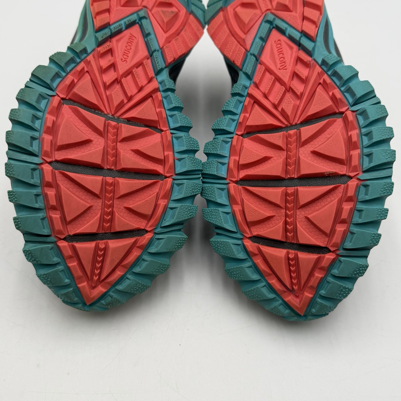 Saucony Excursion TR10 Womens Size 8 Running Shoes Sneakers S15301-1 Gray thumbnail 16