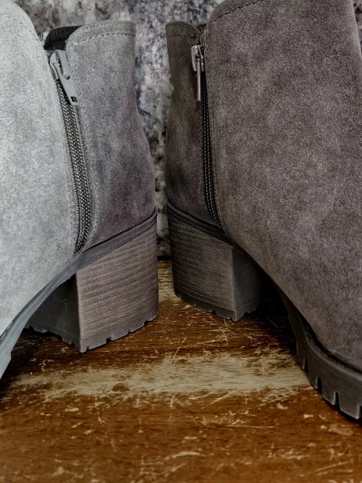 New Ankel Boots. IN THE 📦. B52 By BULLBOXER. SIZE 8 & 11. Light Brown - Imagem 4 de 4