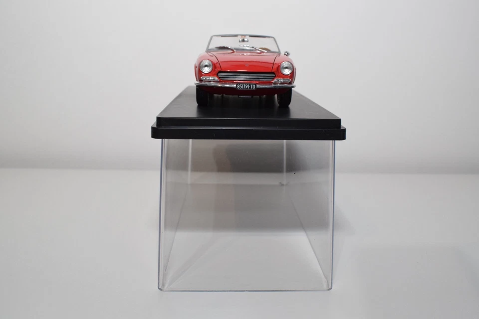 B84 1:24 ALTAYA FABBRI QUATTRORUOTE FIAT 124 SPORT SPIDER ROJO SIN USAR, EN CAJA - Imagen 4 de 4