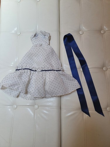 Pour poupée Cathie Bella :tenue "Violette "1979(avec défaut)