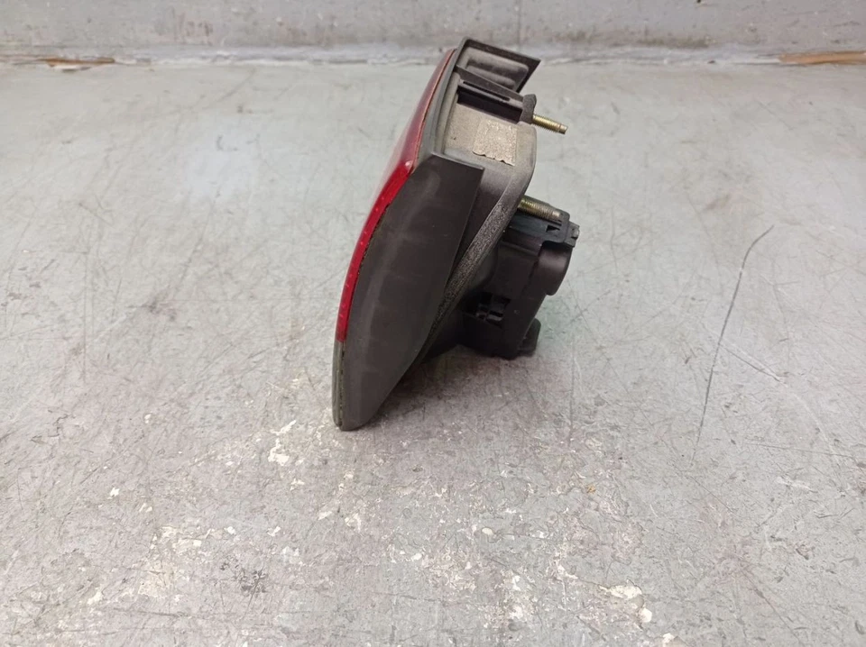 Luce Posteriore Fanale Interno Destro per Saab 9-3 Cabriolet YS3D 2.0 Turbo - Immagine 3 di 4