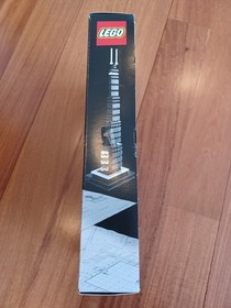 NEW Sealed LEGO ARCHITECTURE: John Hancock Center (21001) - retired, collectible