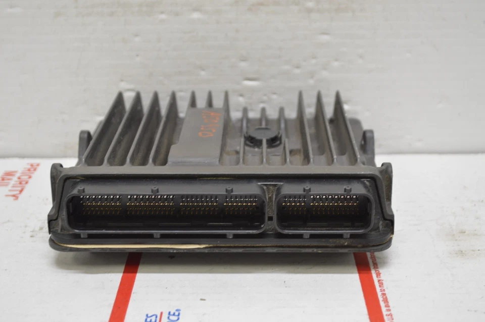 2017 2018 Toyota Highlander 89661-0E832 Engine Control Module Unit Ecm L71 033 - Image 2 of 4