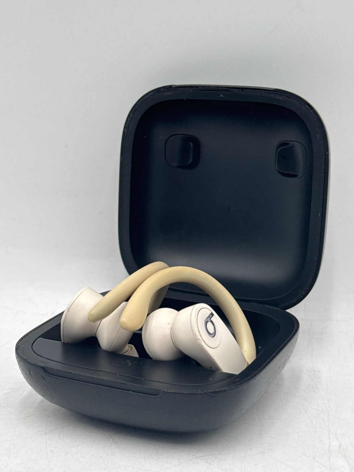 Beats by Dr. Dre Powerbeats Pro Wireless Earphones (Black, A2047 A2048)