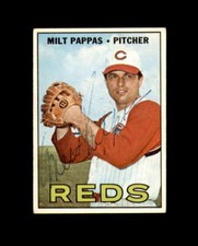 Milt Pappas Signed 1967 Topps Cincinnati Reds Autograph