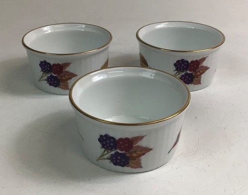 Royal Worcester-Evesham - Sauce / Gravy Boat & 3x Ramekin/Souffle Dishes - Picture 14 of 20