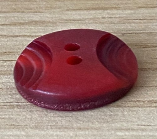BONFANTI Polyester 2 Holes Button 15mm Round Red PK of Eleven #61 - Picture 2 of 3