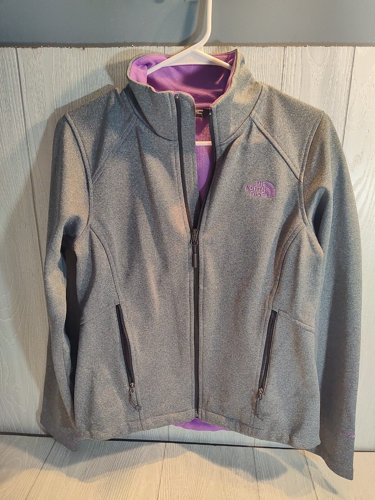 The North Face softshell gray purple Jacket RN 61661 CA 30516 women XS