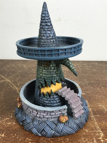 Nightmare Before Christmas Hawthorne Village Witch House - Picture 9 of 9