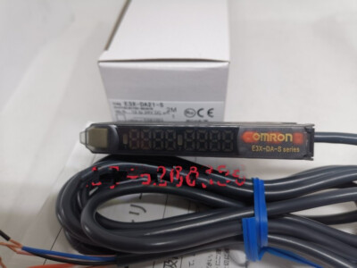 1 pcs  OMRON  E3X-DA21-S   optical fiber amplifier