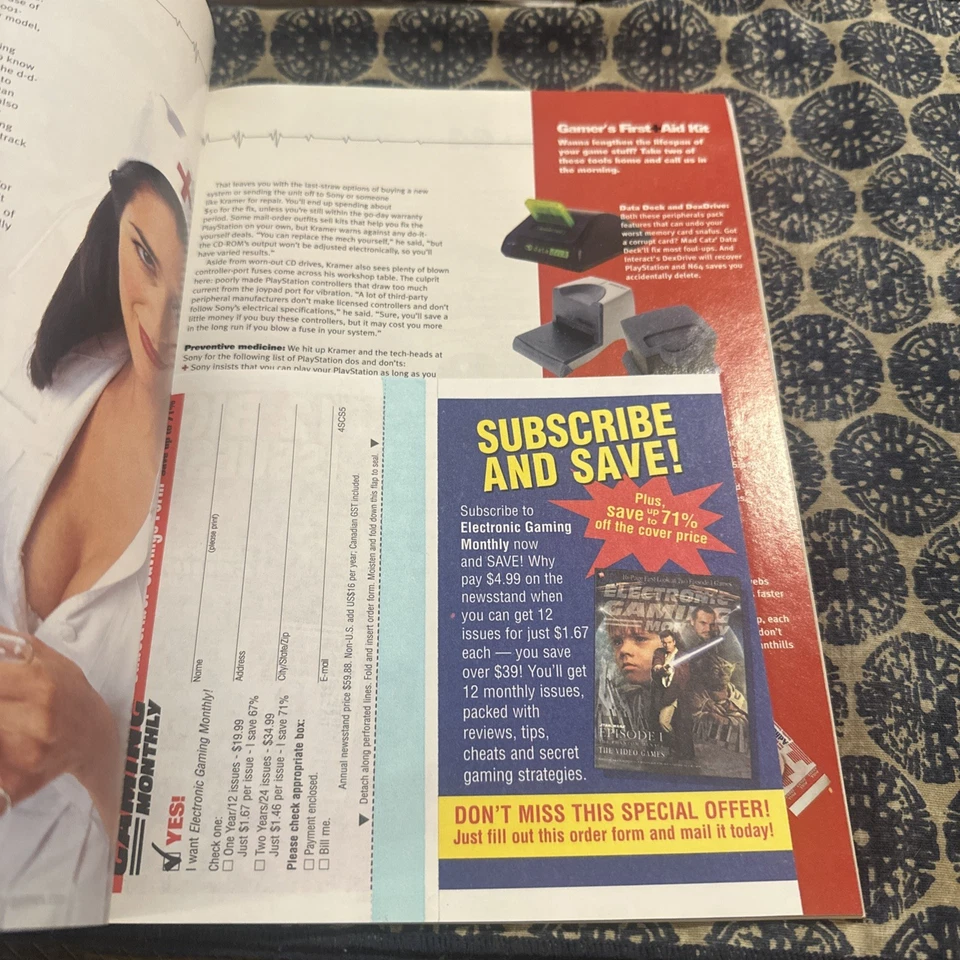 Donkey Kong 64 Electronic Gaming Monthly EGM Dec 1999 #125 - Image 3 of 4