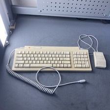 Vintage Apple Computer M0487 Keyboard II w/ Apple Bus Mouse G5431
