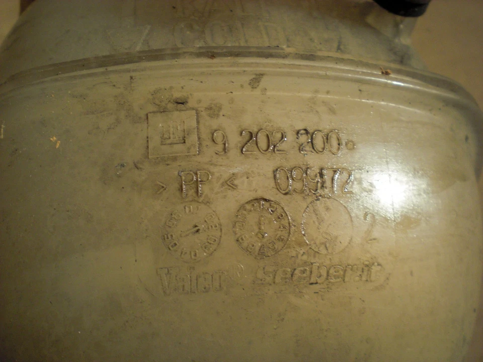 GM Kühlwasser Ausgleichbehälter Opel Vectra C, Saab 9-3 ET-9202200  (FG68) - Bild 4 von 4