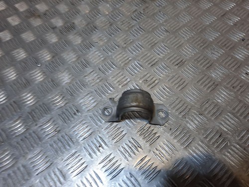 BMW 6 F12 F13 2012 Halterung Stabilisator vorne 6775444 Benzin 300kW ATV9319