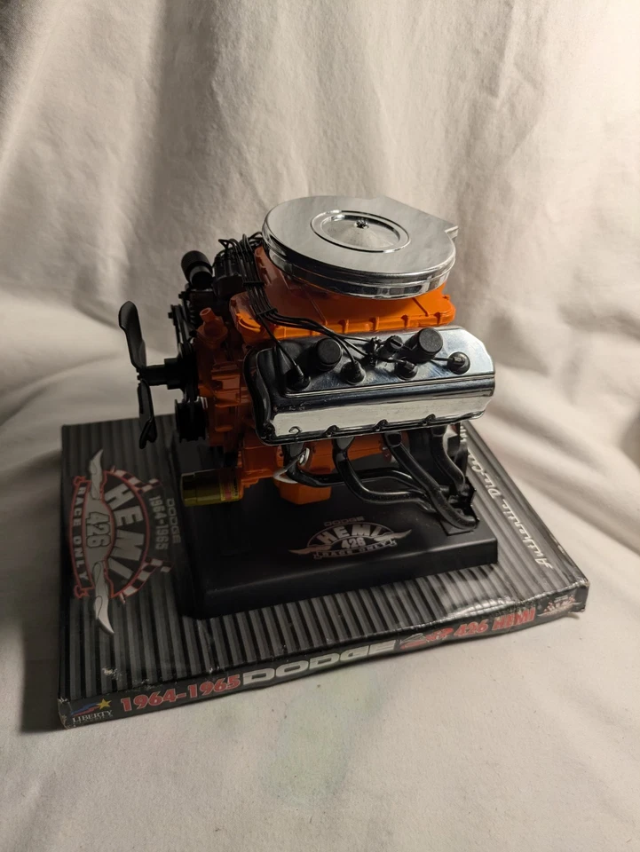 LIBERTY CLASSICS 1964-1965 DODGE 426 HEMI DIECAST RACE ENGINE 1:6 SCALE LIMITED - Image 4 of 4