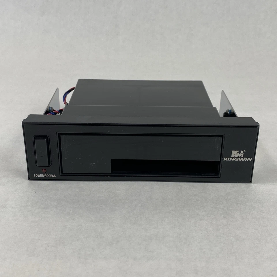 Kingwin KF-252-BK 2.5-inch / 3.5-inch Internal SATA Tray-Less Hot Swap Rack - Image 2 of 4