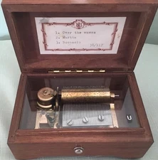 ANTIQUE, SWISS GORGEOUS 3AIRS (SONGS) MUSIC BOX, COMPLETELY REFURBISHED (U)