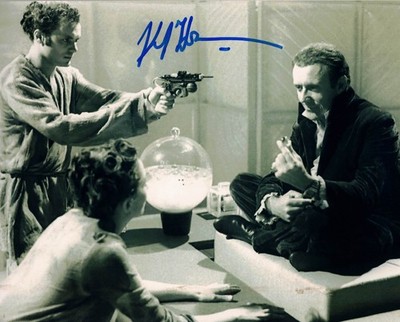 KARL HOWMAN - Bek in Blake's 7 - Shadow - hand signed 10 x 8 photo