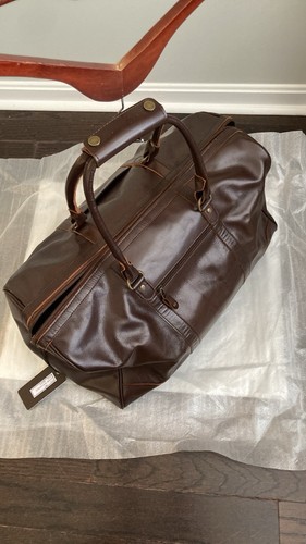HIDES Leather Duffel Bag Brown Handcrafted - Picture 12 of 17