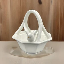 Vintage White Fitz And Floyd Basket With Bird 1983