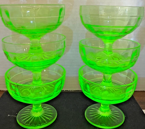 Set Of 6 VNTG Anchor Hocking Uranium Green Block Optic Sherbet Dessert Cup GLOWS