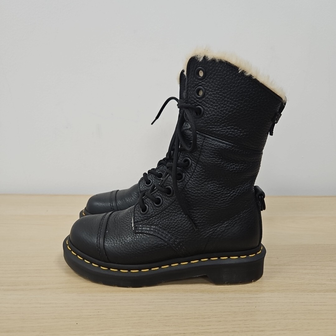 Dr Martens Aimilita Black Leather Holes Fur Trim Warm Boots Size Uk Eu  36