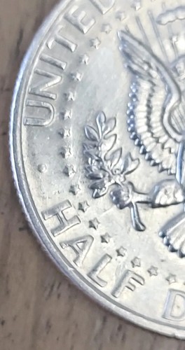 1971-D Kennedy Half Dollar-Double Die Obverse - 第 12/16 張圖片