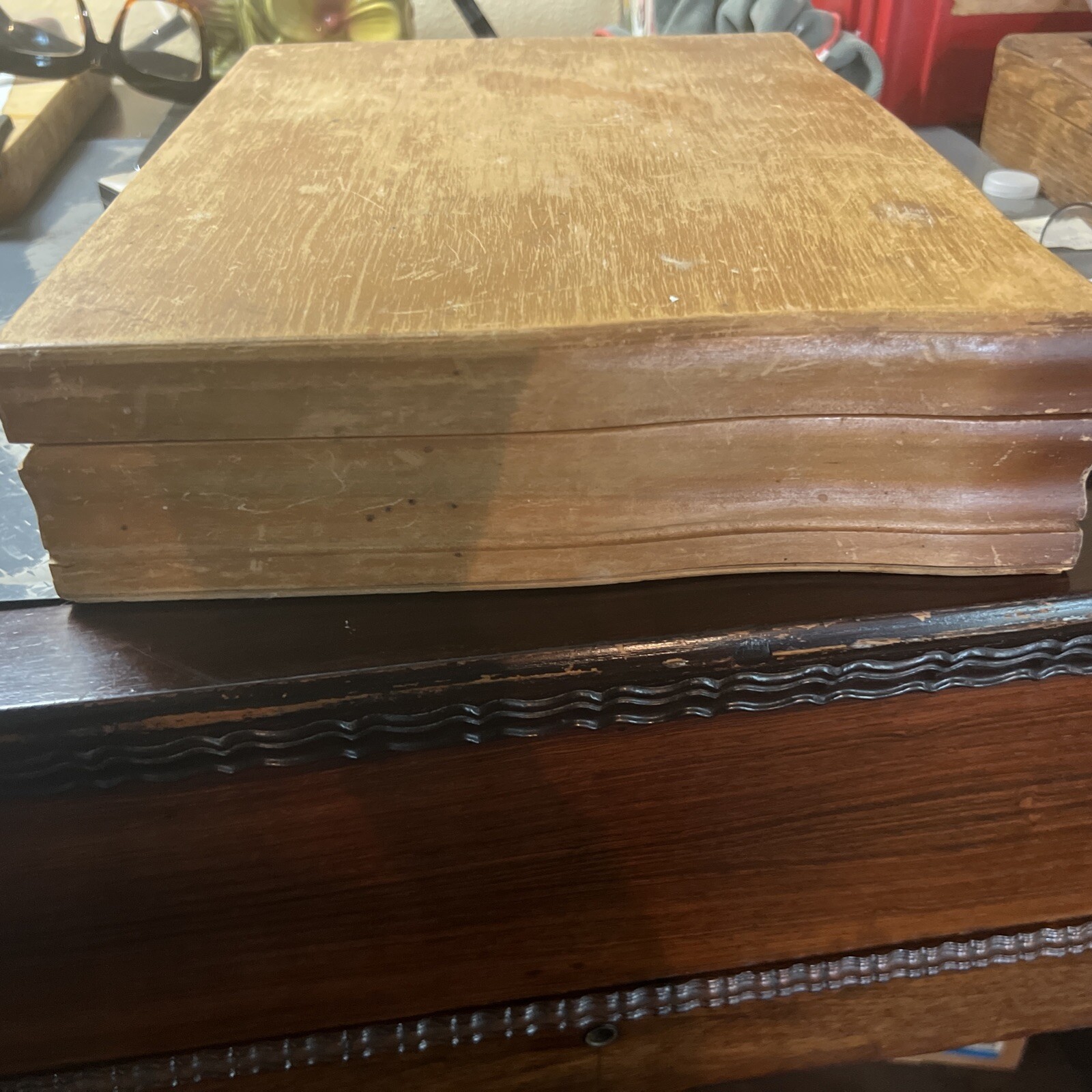 Vintage International Silver Co Tarnish Resisting Wood Chest Silverware