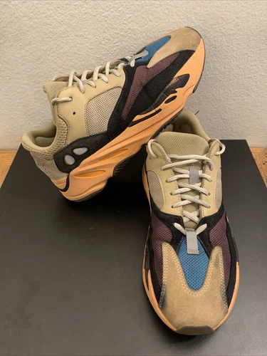 adidas Yeezy Boost 700 Flame Bernstein - GW0297 Herren Gr. 10