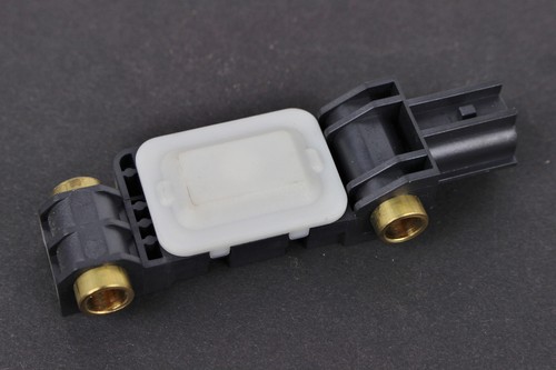 8E0959643B Original Audi A4 B7 8E Transverse Accelerometer Crashsensor Behind - Picture 2 of 3