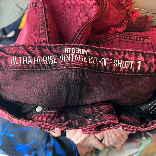 Hot Topic Denim Short Womens Sz 1 Red Ultra Hi-Rise Washed Red Vintage Cut-Off - Picture 6 of 9