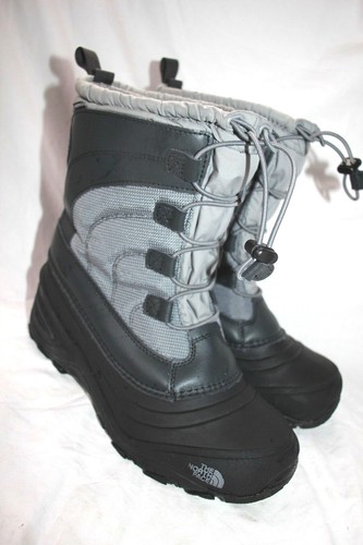 North Face snow boots womens 7M gray 