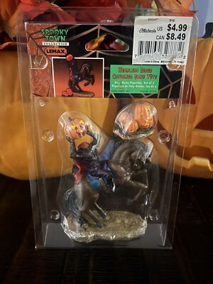 LEMAX SPOOKY TOWN HEADLESS RIDER #32777A HALLOWEEN VILLAGE 2 PIECE PUMPKINS