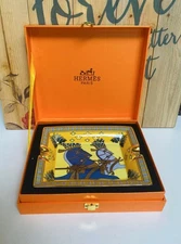 Hermès Porcelain Ashtray . Horse Carriage Design. Leather Botton With Gift Box