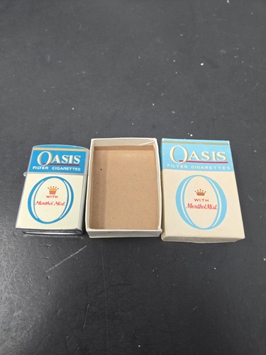 Vintage Continental Oasis Lighter With Original Box